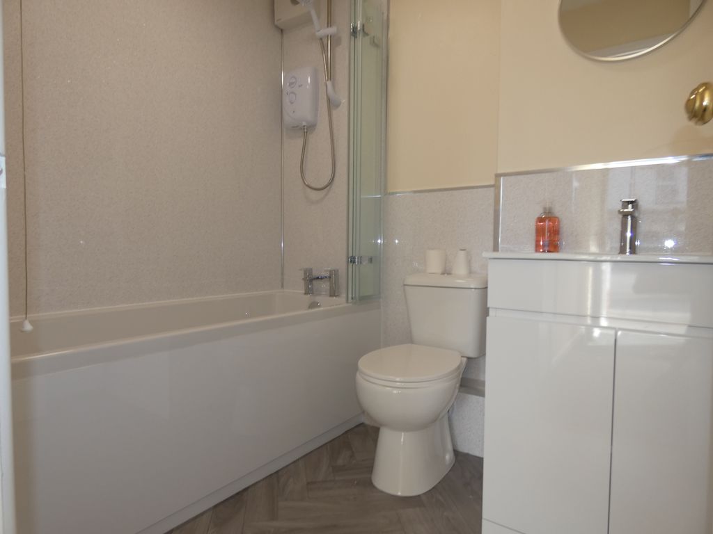 Bathroom- click for photo gallery